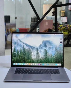 New Laptop Apple MacBook Pro 2019 32GB Intel Core I9 SSD 1T
