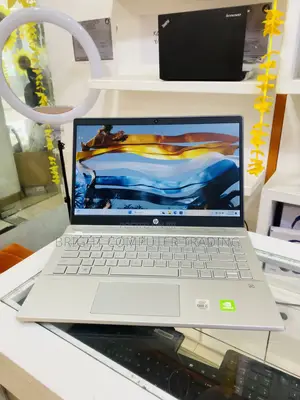 Photo - New Laptop HP 16GB Intel Core I7 SSD 512GB