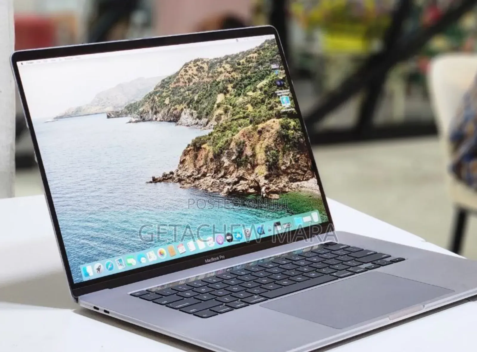 New Laptop Apple MacBook Pro 2019 32GB Intel Core I9 SSD 1T