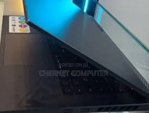 New Laptop Asus 16GB Intel Core I7 SSD 1T