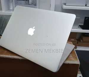 New Laptop Apple MacBook Pro 2015 16GB Intel Core I7 SSD 256GB