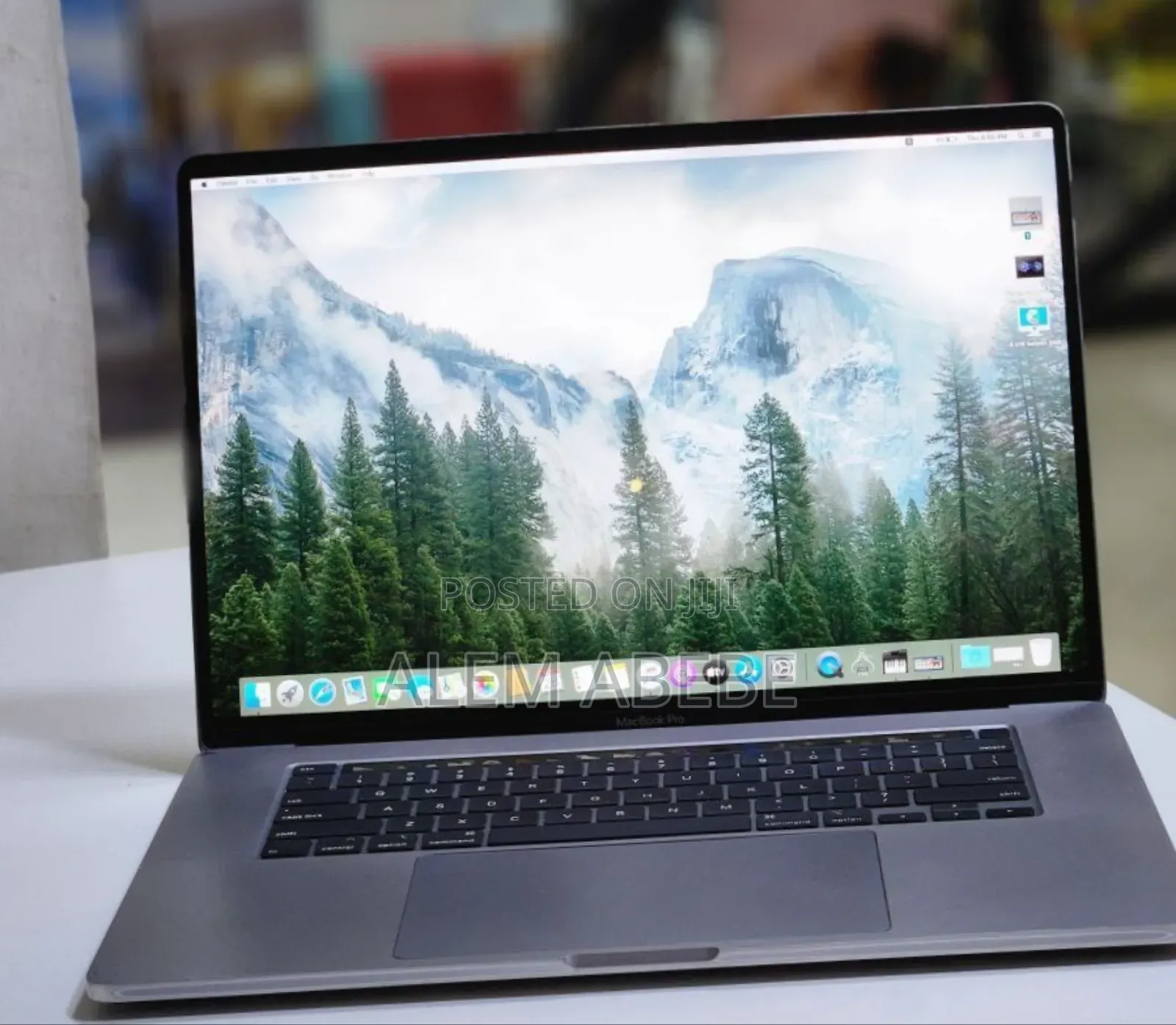 New Laptop Apple MacBook Pro 2019 32GB Intel Core I9 SSD 1T