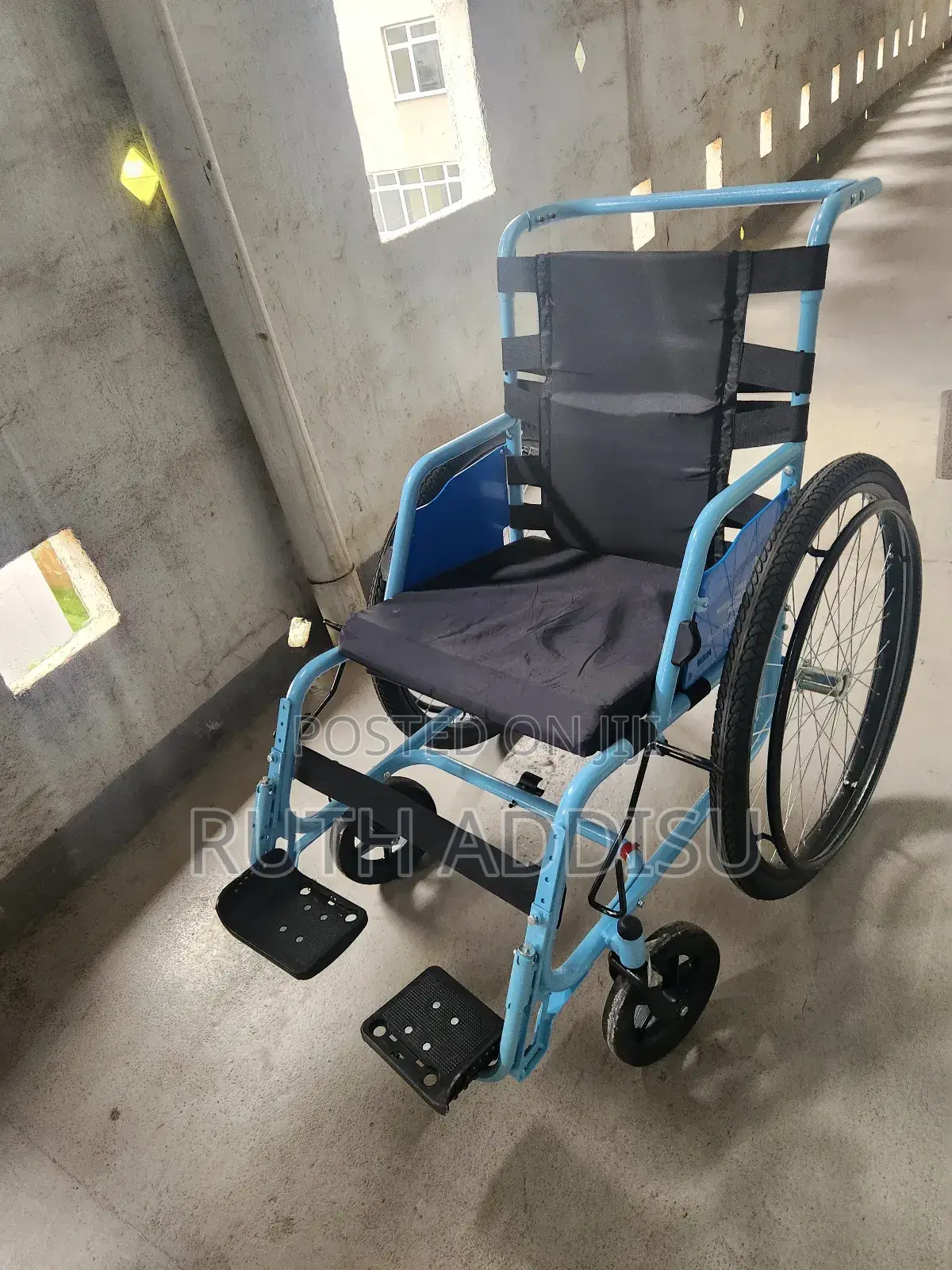 Wheelchair庫藏medical Hospital and Home Use Wheelchair