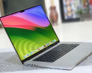 New Laptop Apple MacBook Pro M1 32GB Apple M1 Pro SSD 512GB