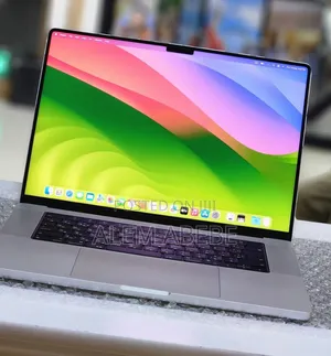 New Laptop Apple MacBook Pro M1 32GB Apple M1 Pro SSD 512GB