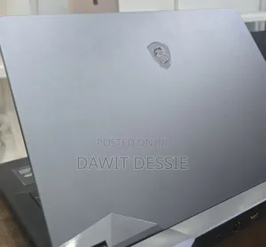New Laptop MSI Raider GE76 12UGS 16GB Intel Core I9 SSD 1T