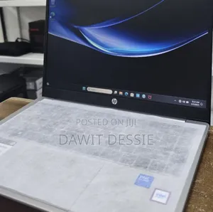 New Laptop HP 14-Dq1025cl 12GB Intel Core I3 SSD 512GB