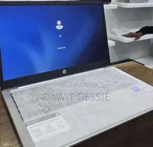 New Laptop HP 14-Dq1025cl 12GB Intel Core I3 SSD 512GB