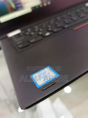 Photo - New Laptop Lenovo ThinkPad Yoga 370 8GB Intel Core I7 SSD 512GB