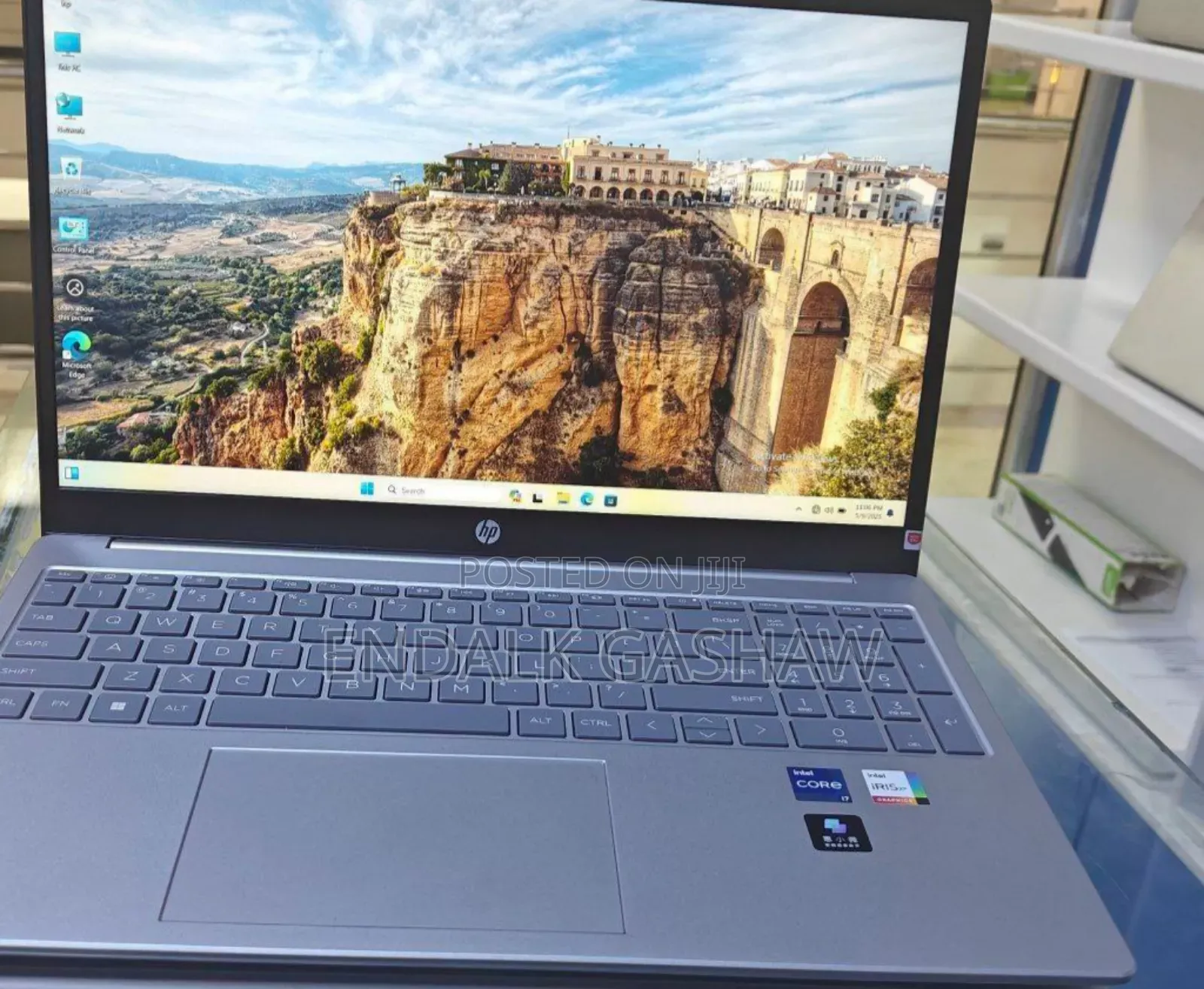 New Laptop HP Stream Notebook 16GB Intel Core I7 SSD 512GB
