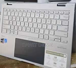 Photo - New Laptop Asus ZenBook Flip UX360CA 16GB Intel Core I7 SSD 1T