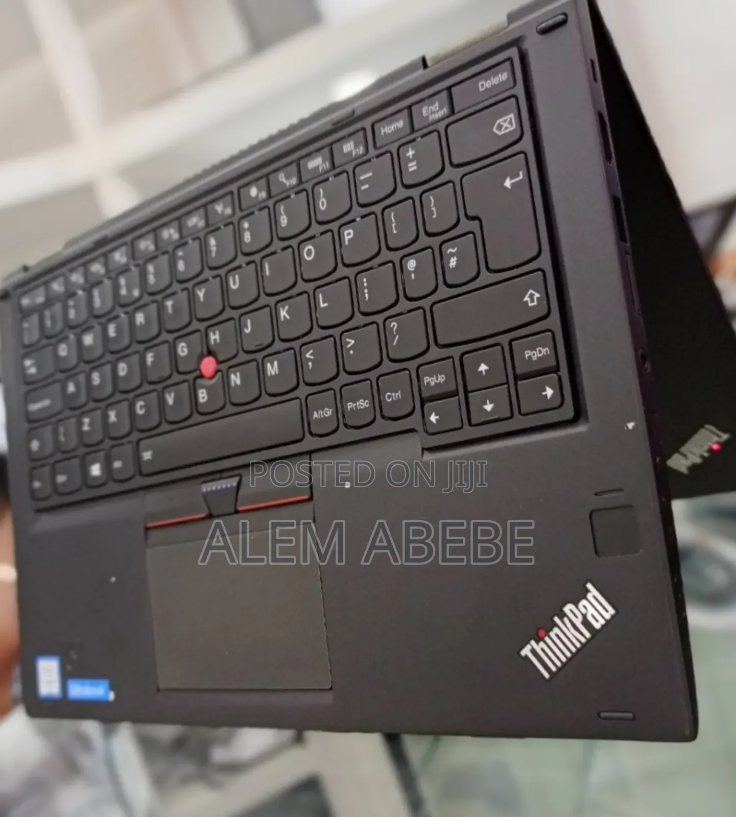 New Laptop Lenovo ThinkPad Yoga 370 8GB Intel Core I7 SSD 512GB