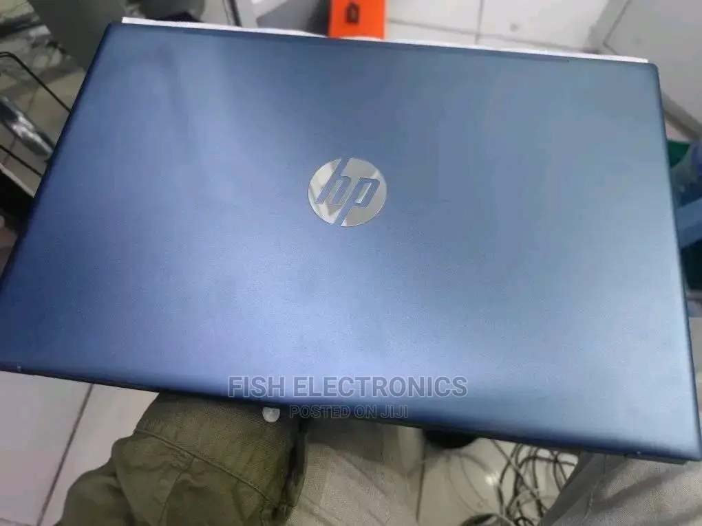 New Laptop HP Pavilion 15 8GB Intel Core I7 SSD 512GB