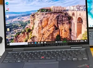 Photo - New Laptop Lenovo Thinkpad X1 Yoga 32GB Intel Core I7 SSD 512GB