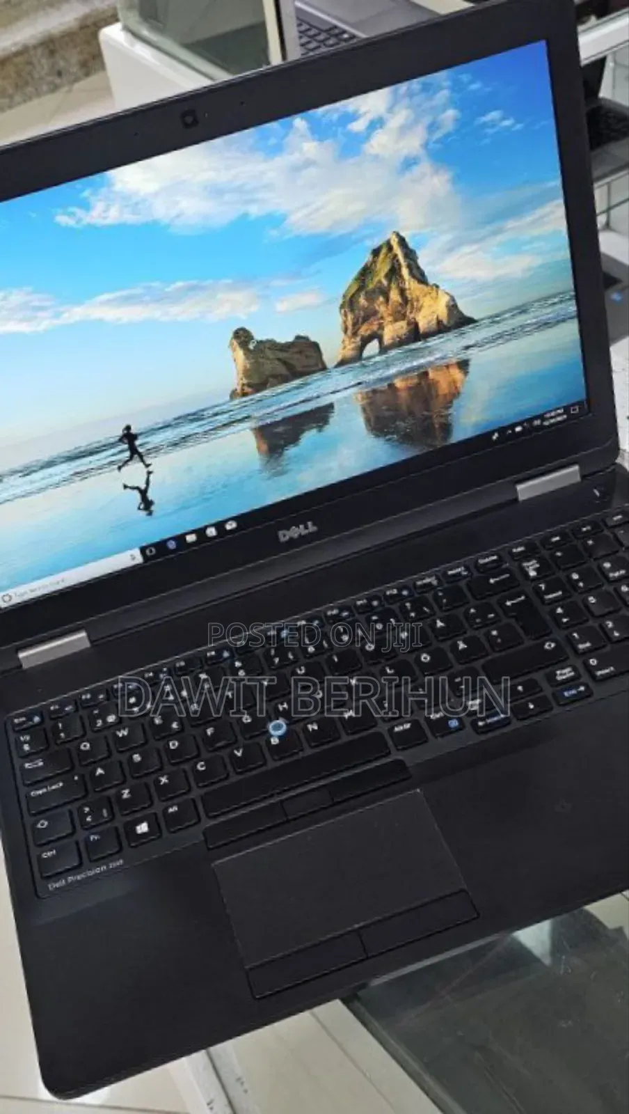 New Laptop Dell 8GB Intel Core I7 SSD 256GB