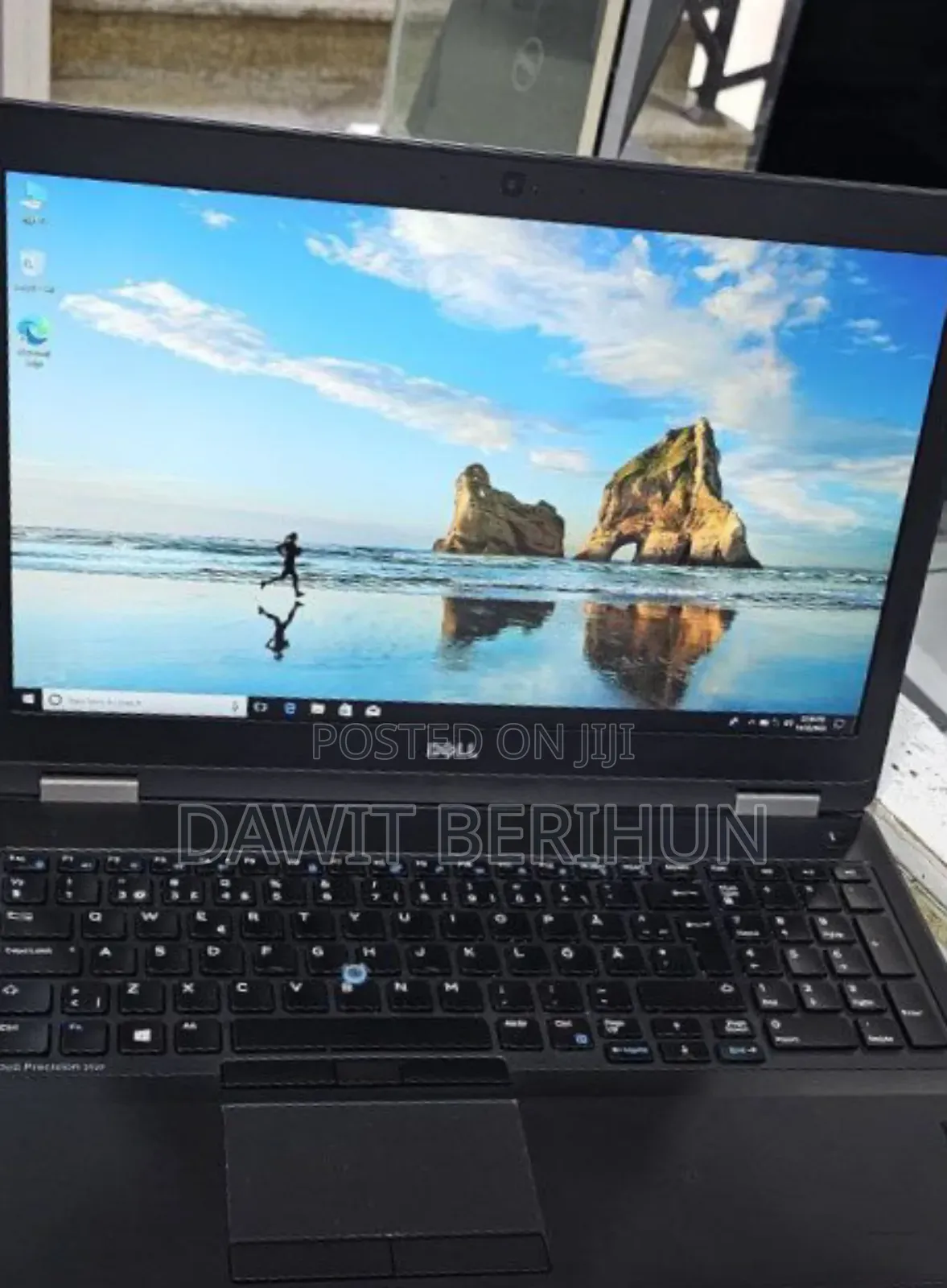 New Laptop Dell 8GB Intel Core I7 SSD 256GB