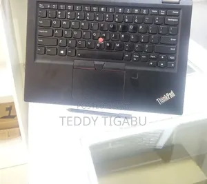 New Laptop Lenovo 8GB Intel Core I7 SSD 512GB