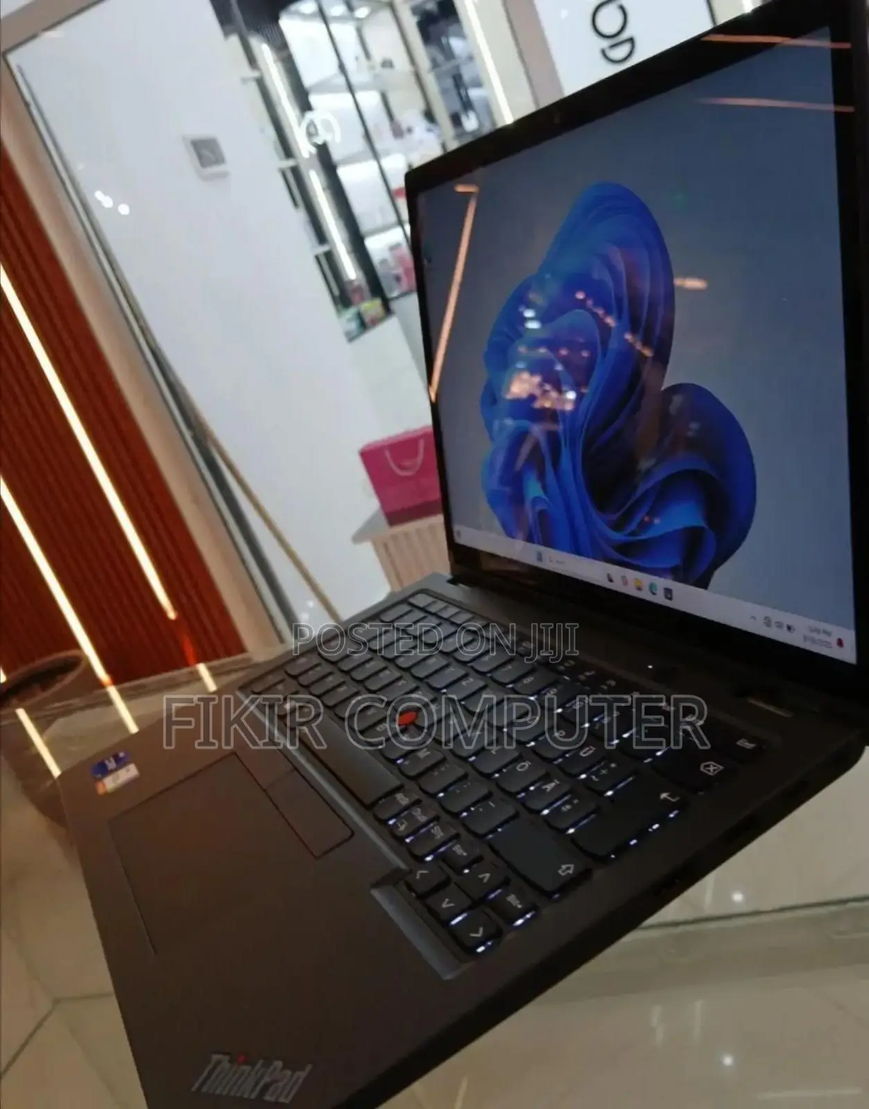 New Laptop Lenovo ThinkPad Yoga 16GB Intel Core I7 SSD 512GB