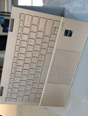New Laptop HP Envy X360 8GB Intel Core I7 SSD 512GB
