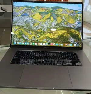 New Laptop Apple MacBook Pro 2019 16GB Intel Core I5 SSD 512GB