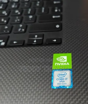 Photo - New Laptop Dell Precision 5540 16GB Intel Core I7 SSD 512GB