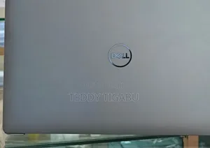 New Laptop Dell Precision 5540 16GB Intel Core I7 SSD 512GB