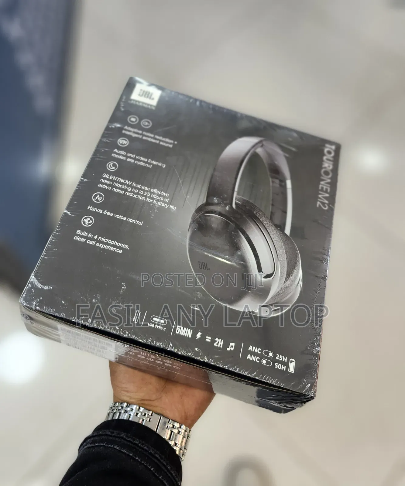 JBL Tourone M2 Headset Active Noise Reduction