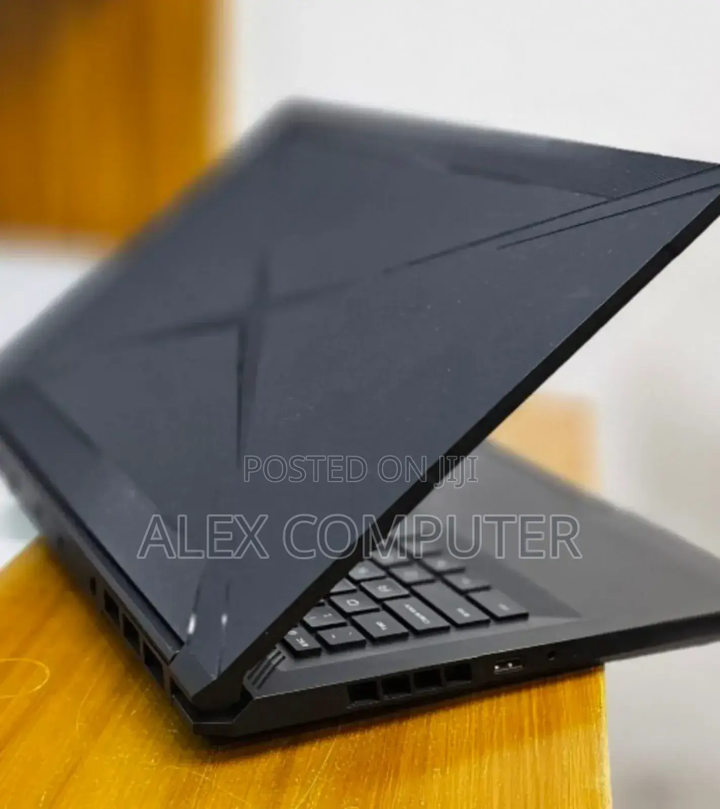 New Laptop 16GB AMD Ryzen 7 SSD 512GB