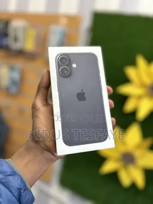 New Apple iPhone 16 128 GB Black
