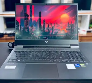 New Laptop HP Victus 16 16GB Intel Core I7 SSD 512GB