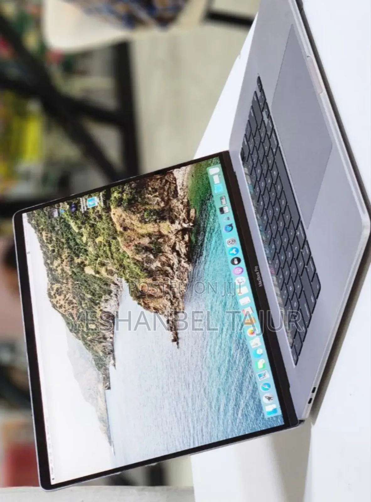 New Laptop Apple MacBook Pro 2019 32GB Intel Core I9 SSD 1T