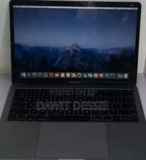 New Laptop Apple MacBook Pro 2017 8GB Intel Core I5 SSD 512GB