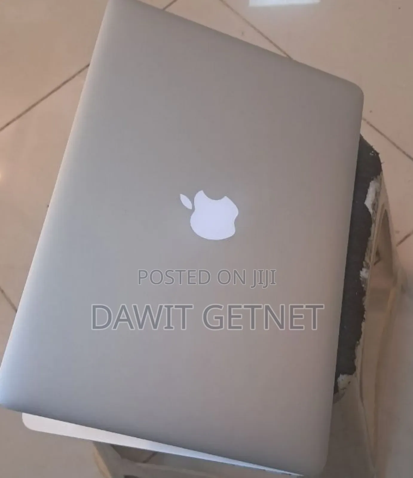 New Laptop Apple MacBook Air 8GB SSD 256GB