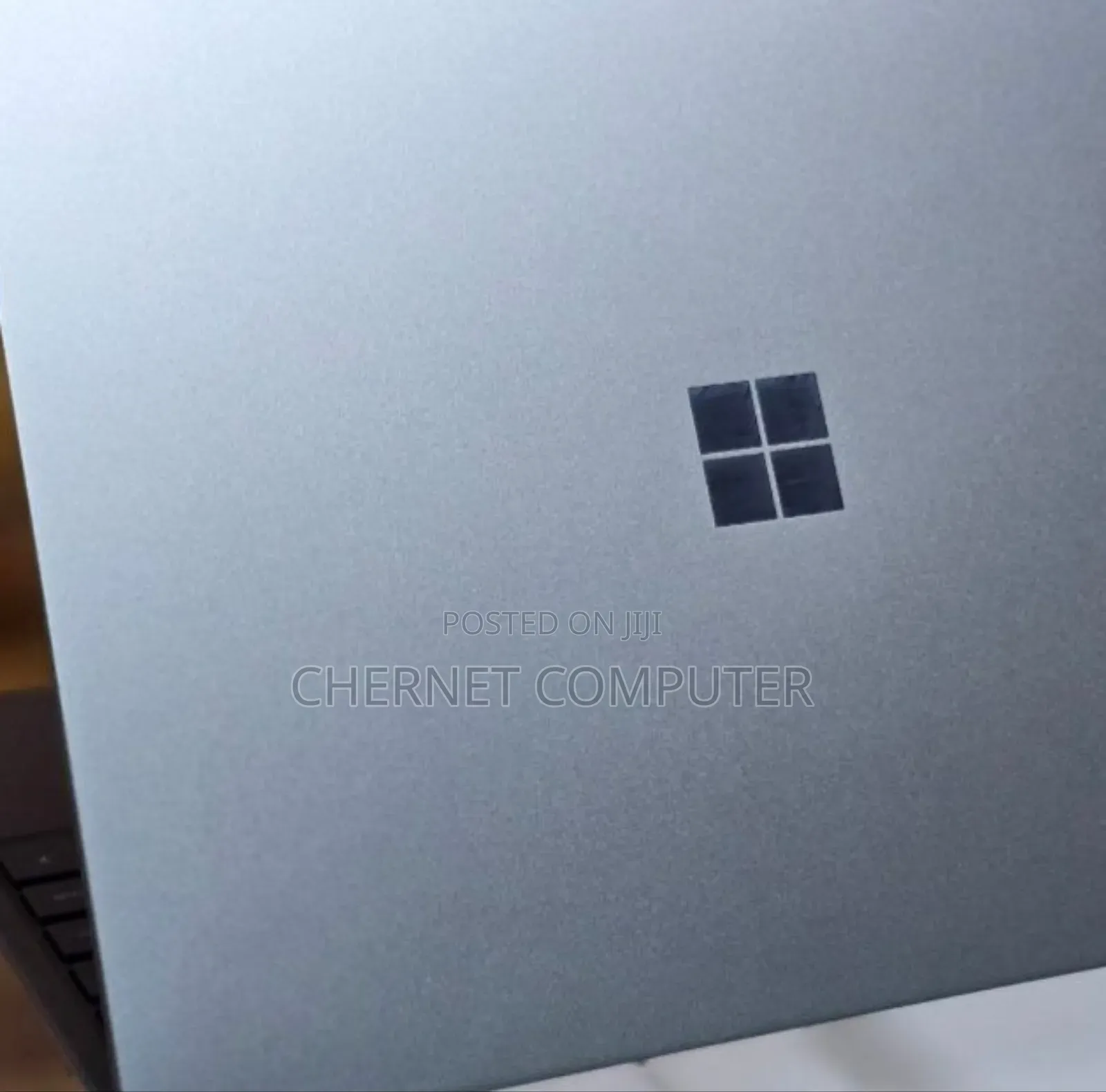 New Laptop Microsoft Surface 8GB Intel Core I5 SSD 256GB