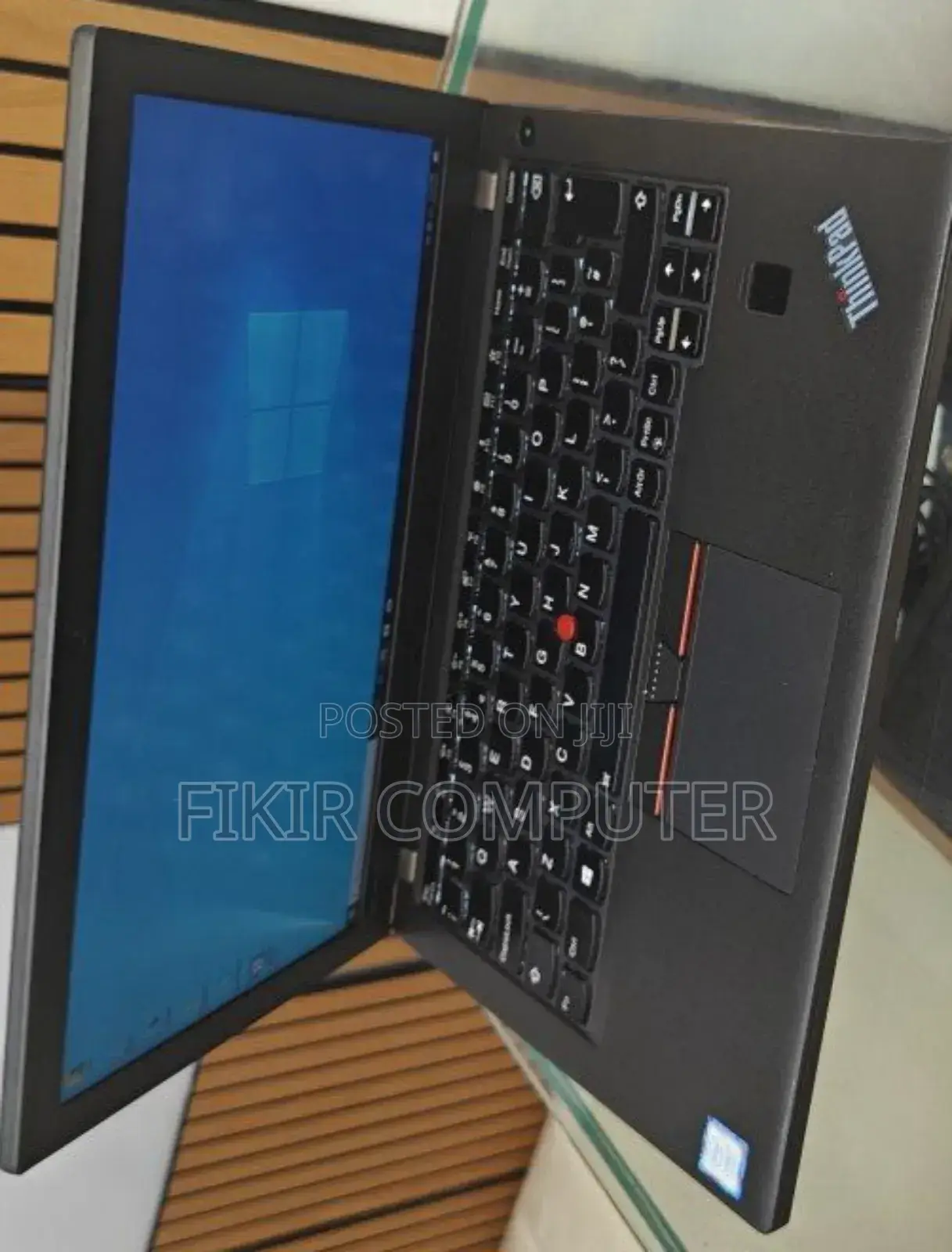 New Laptop Lenovo ThinkPad X270 8GB Intel Core I7 SSD 256GB