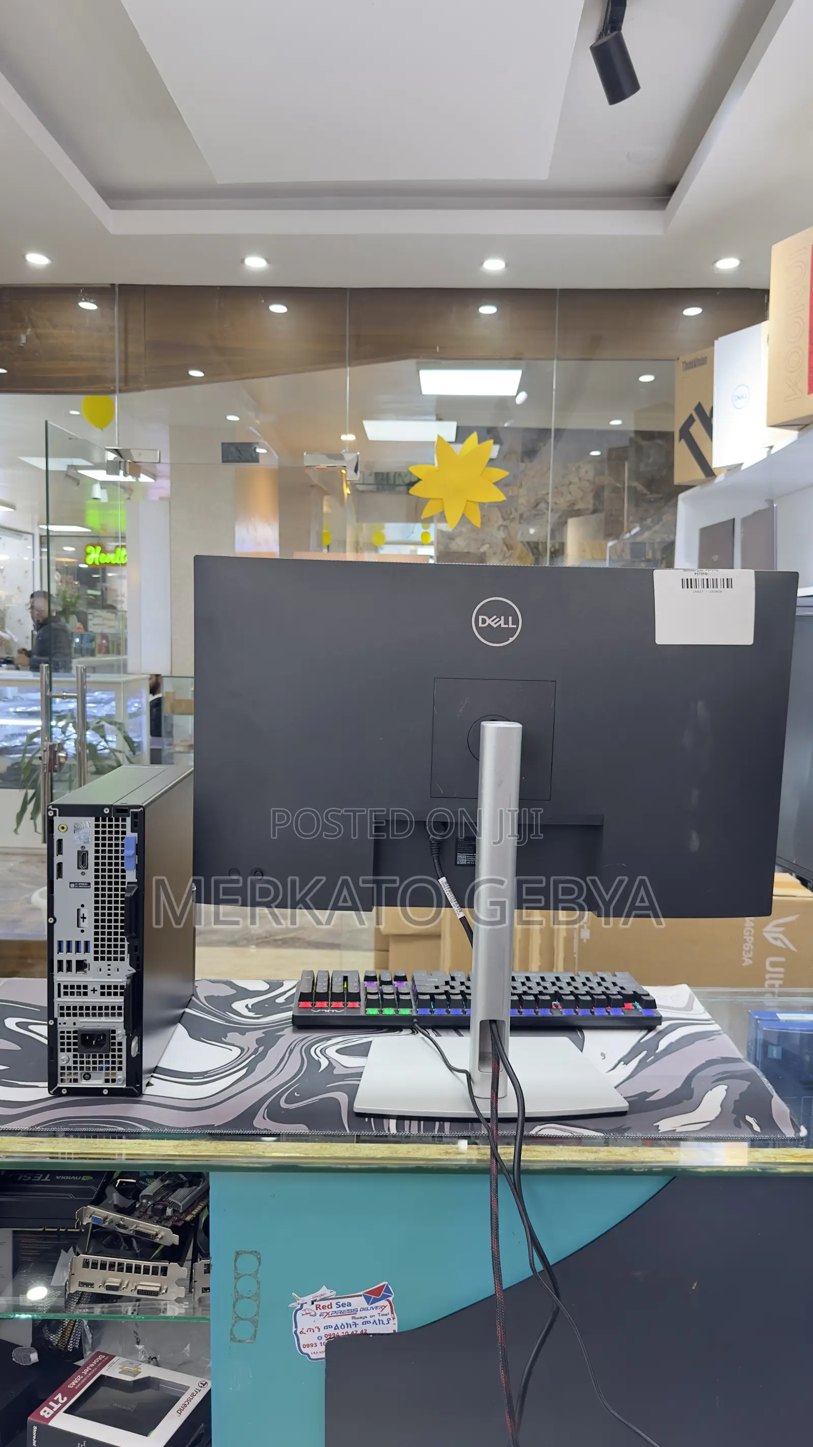 New Desktop Computer Dell Inspiron 24 5000 8GB Intel Core I5 SSD 512GB