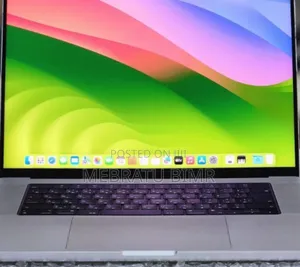 New Laptop Apple MacBook Pro M1 32GB Apple M1 Pro SSD 512GB