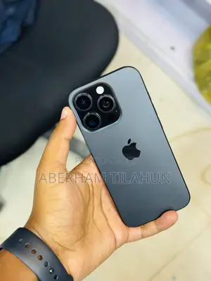 Photo - New Apple iPhone 16 Pro 256 GB Black