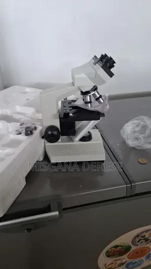 Microscope