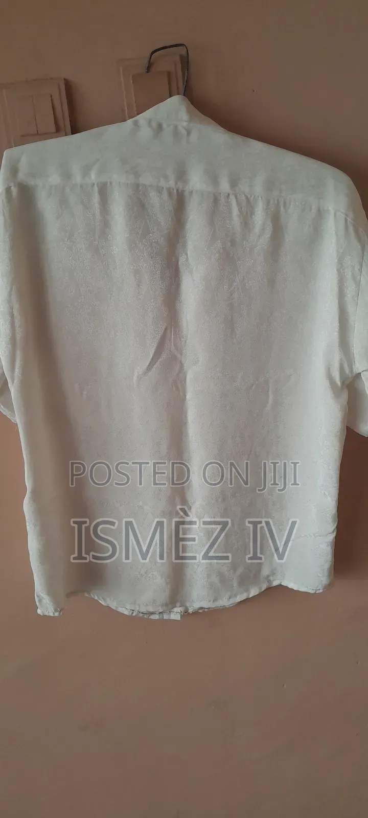 ብራንድ Quality ሸሚዞች በቅናሽ