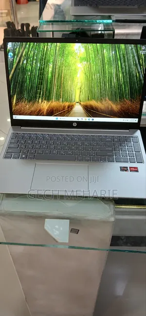 New Laptop HP Stream Notebook 8GB AMD Ryzen 5 SSD 512GB