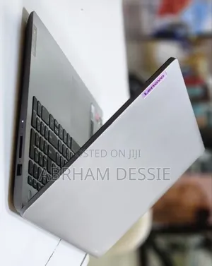 New Laptop Lenovo 8GB AMD Ryzen 5 SSD 512GB