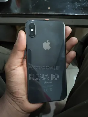 Photo - Apple iPhone X 64 GB Black