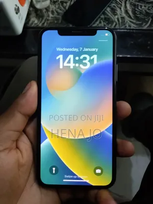 Apple iPhone X 64 GB Black