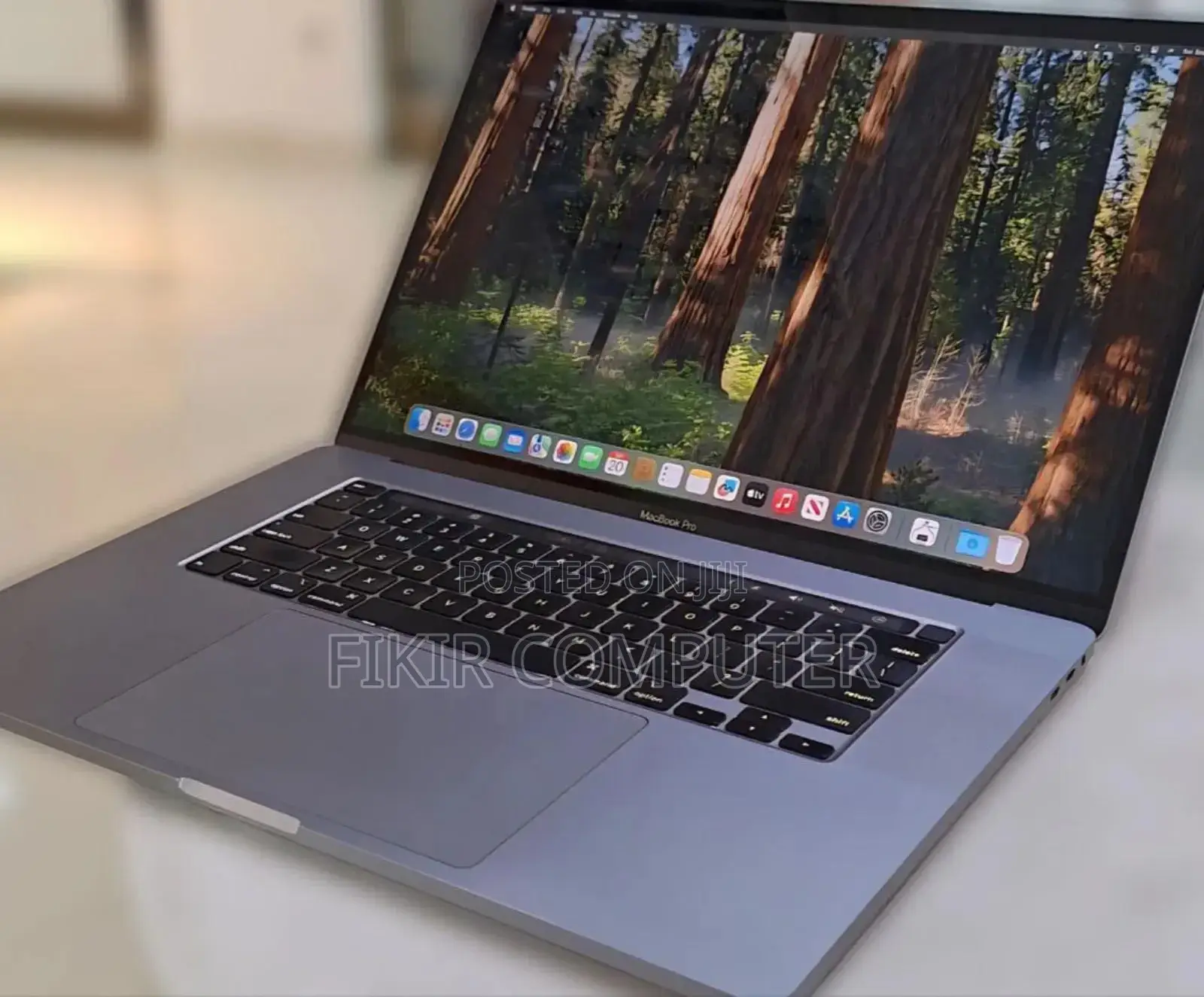 New Laptop Apple MacBook Pro 2019 64GB Intel Core I9 SSD 512GB