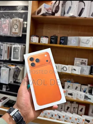 New Apple iPhone 17 Pro Max 256 GB Orange