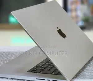 New Laptop Apple MacBook Pro M1 32GB Apple M1 Pro SSD 512GB