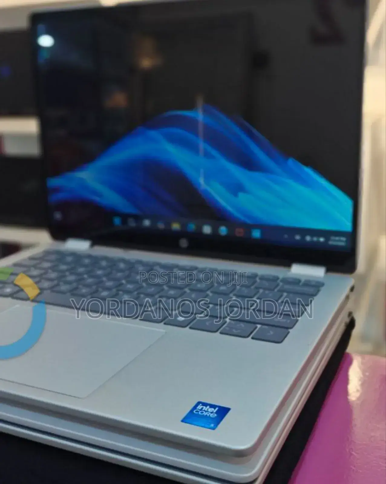 New Laptop HP OmniBook 5 14" 8GB Intel Core I5 SSD 512GB