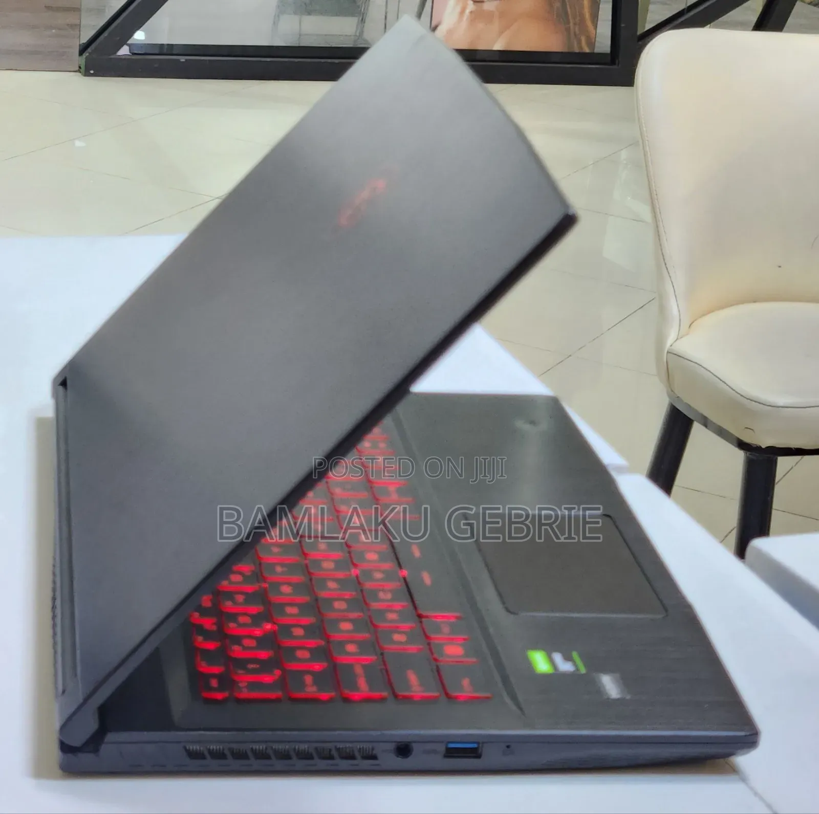 New Laptop MSI GF63 12GB Intel Core I5 SSD 1T