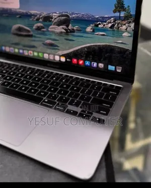 New Laptop Apple MacBook Air 2020 M1 8GB Apple M1 SSD 256GB